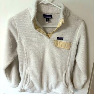 Beige Patagonia Fleece
